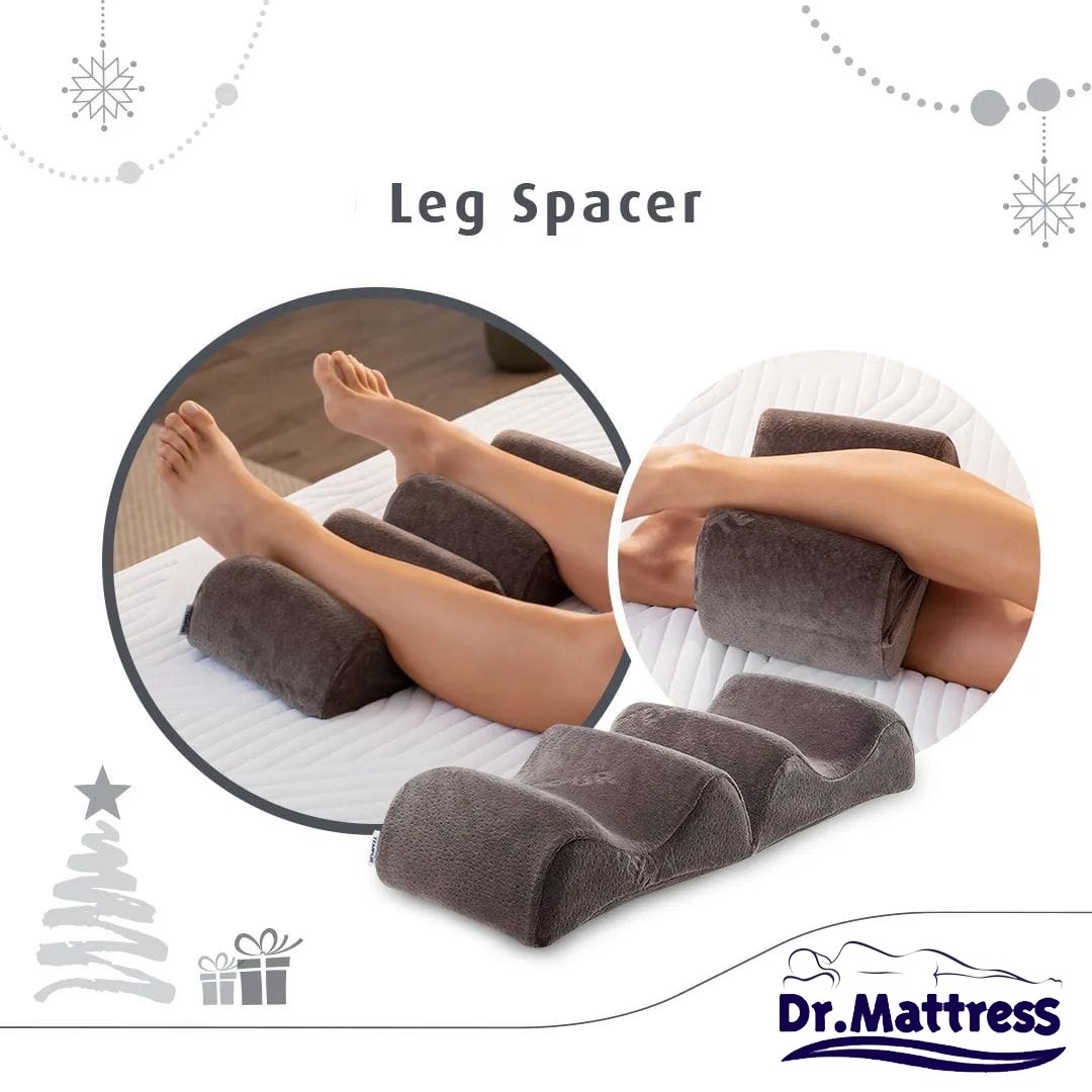 مخدة بين الرجلين